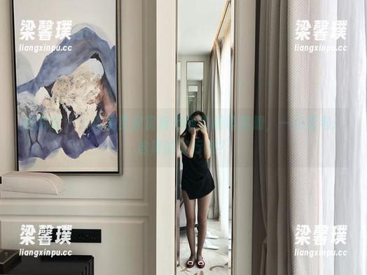 微密圈 - 一边免费欣赏有你喵的眼镜图册，一边思考：这真的流行吗？