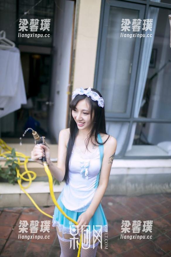 果团网 - 蜜桃Q妹儿黑色写真集，更新得太慢，她是不是在酝酿什么大场面？