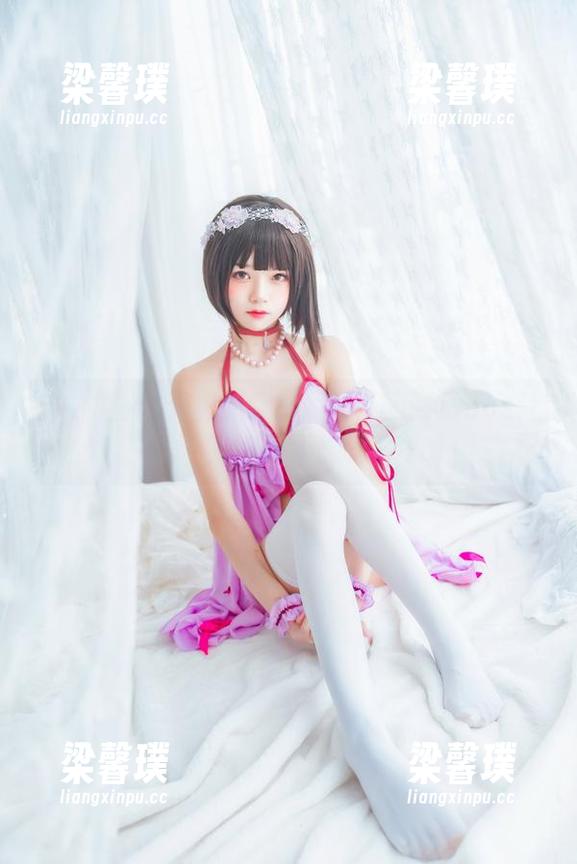未熟3里的光影游戏：桜桃喵的高清cos让人欲罢不能！
