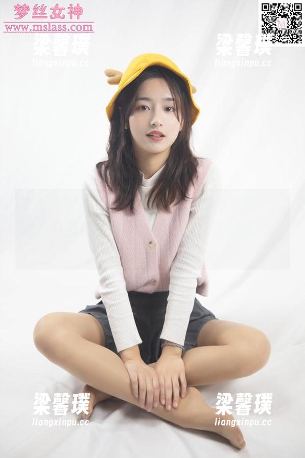 梦丝女神 - 乔儿与豹纹：真的是太酷了，图片中那种灵动的感觉简直让人想跟她一起走！
