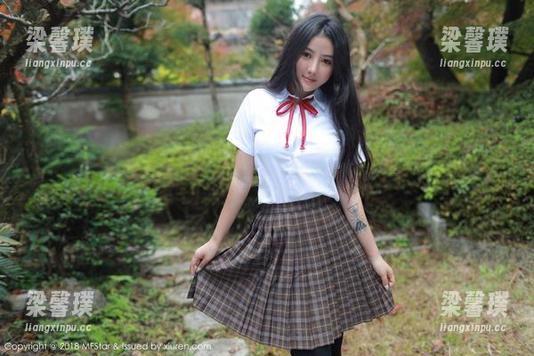 模范学院 - 人间荒糖图集：裸足走天下，沙子也不怕！