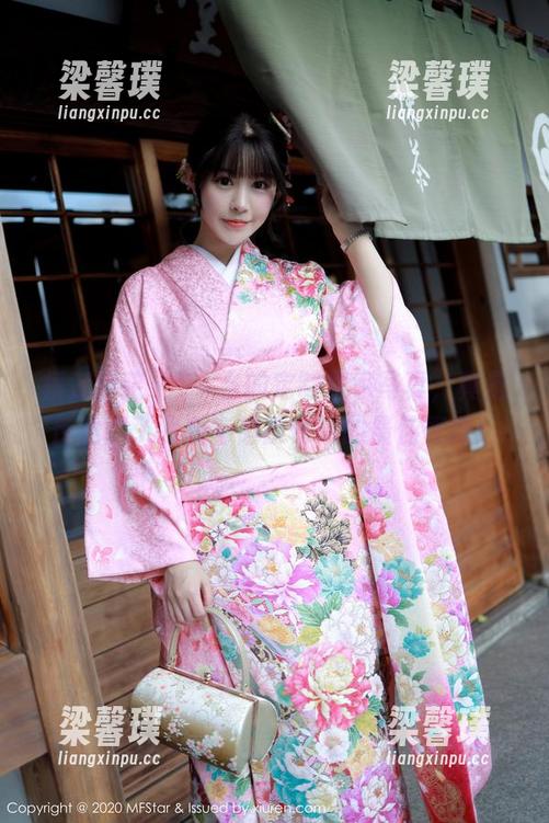 模范学院 - 婠婠么的定制居家写真，真是传达出了我所有懒散情绪的最佳表现！