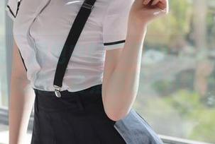 模范学院 – 图包中的苏西-susie：校服让人心跳，背后却藏着什么？