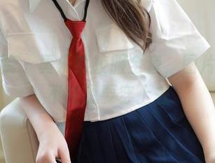 模范学院 – 黄乐然校服全套，图片让人忍不住想要穿上去