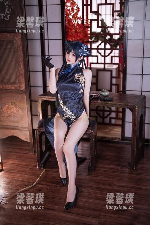 樱井宁宁的JK制服风情——高清图片，拍出你想不到的美。