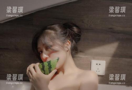 夕阳西下，樱晚gigi的落日套图，下载后你会觉得...好像收到了小礼物？