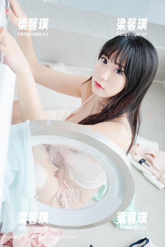 波萝社 - Barbie可儿最新天台作品，图片里的光影，好迷人啊