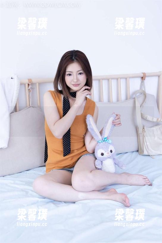 物恋传媒-小飞 物恋传媒 - 小飞全套白丝,忍不住想为她打个888!