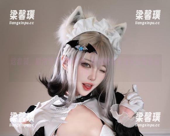 这套装，狐洛洛子最新写真，让我觉得生活又充满色彩了！