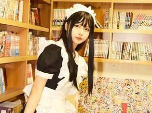 白莉爱吃巧克力旅拍图集更新—照片里有美景，镜头外她在认真讨饭吗？哈哈！