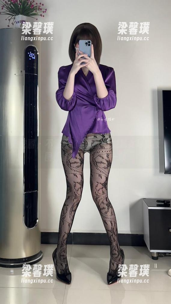 微密圈 - 不靠谱的夏天：白龙猫女写真原图，让人好奇的每一帧