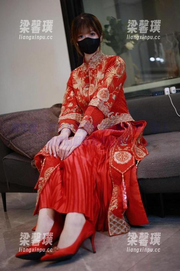 白龙猫女 微密圈 - 和白龙猫女学做饭的乐趣:让人喷饭的厨娘写真合集!