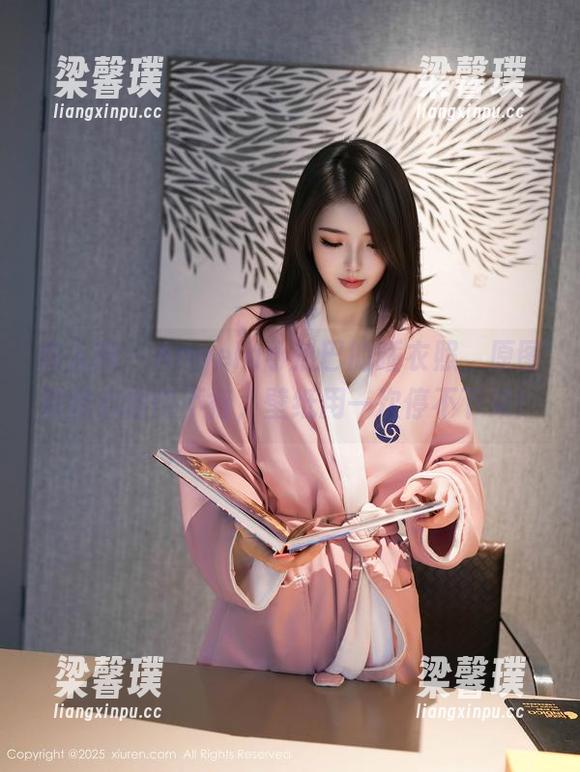 秀人网 - Angela小热巴的睡衣照，原图竟然心动得不行，壁纸用一次停不下来！