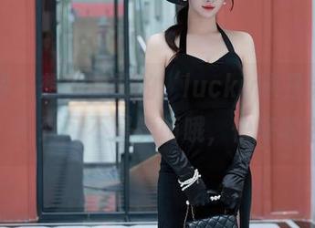 秀人网 – 想要免费的‘lucky咏丹泳装图集’？这可不是卖萌哦，快来收包！