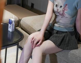 秀人网 – 更新！刘钰儿的甜心图包，太好看了，忍不住多看几遍！