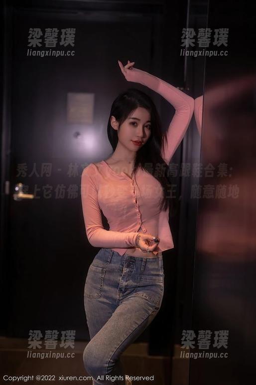 秀人网 - 林文文yooki最新高跟鞋合集：穿上它仿佛可以秒变气场女王，随意随地！
