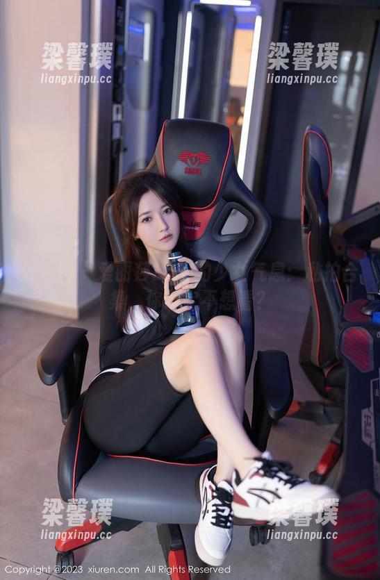 秀人网 - 爱丽莎Lisa的少女气息：私拍合集，你确定不想看？