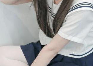 紧急企划 – 私人定制实录：奶昔在线展现的居家绿背心，真是个让人心动的选择