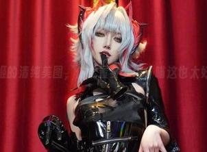 刷到绞肉姬的清纯美图，仿佛置身梦境，喵这也太好看了吧！