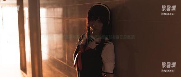 肉扣热热子的居家写真：在线也能触碰那轻松自在的氛围！