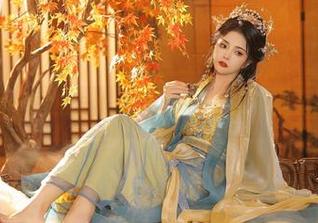 苏嫣嫣阿姨的夏日作品集，下载的时候我是不是该准备好心脏？