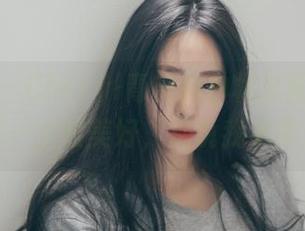 菠萝社 – Cheryl青树的白裙套图，免费送你一大波美好，别说我不厚道。