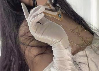 微密圈 – 葱油饼er出镜，白丝美图来袭，真是一种视觉及味觉的双重冲击。