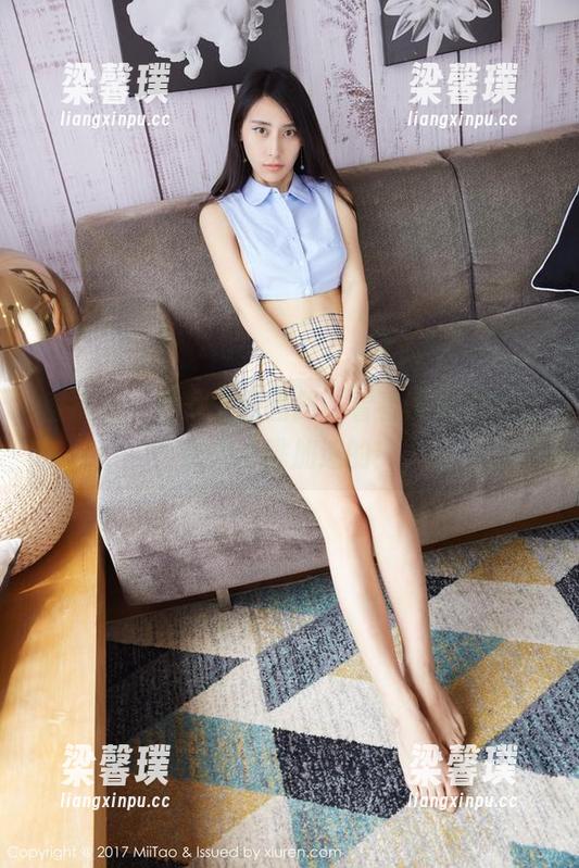 蜜桃社 - 修女主题图册，看看伊琳是怎么让人心跳加速的！