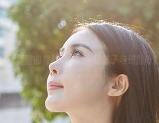 蜜桃社 – 豆瓣酱的棉袜图集：一场袜子与碗的奇妙旅程！