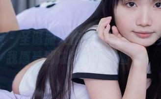 袜啵啵 – 圣诞服大作战！小甜豆的美图让我感受到浓浓的节日幽默！