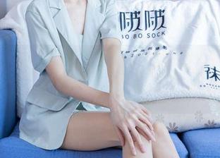 袜啵啵 – 随意更新：小甜豆的OL风写真集，花絮部分超长版让你停不下来！