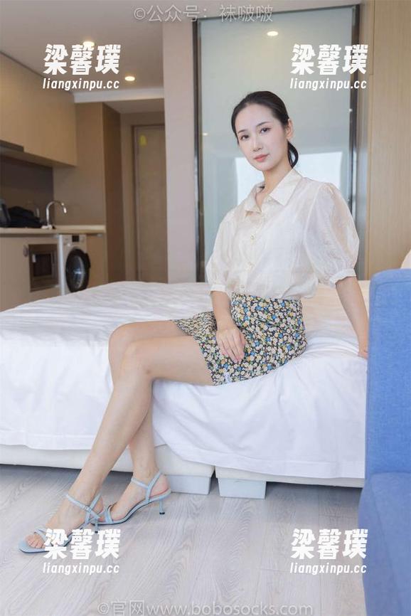袜啵啵 - 甜甜圈带你走入美脚的世界：图库新作来袭！