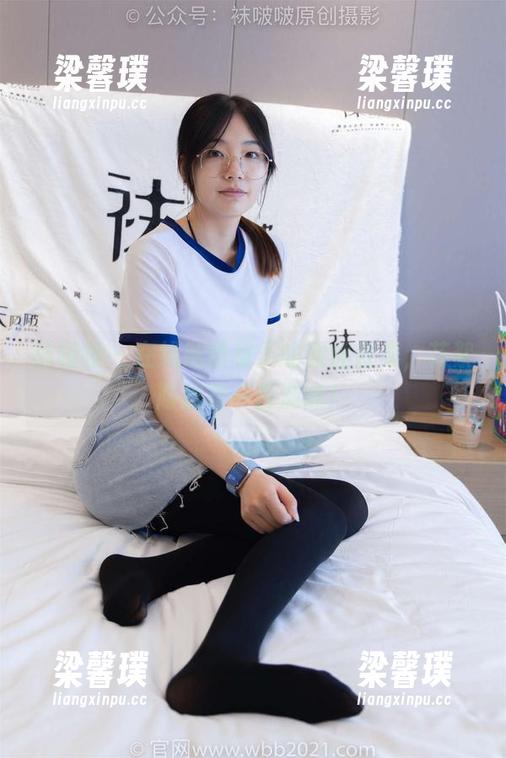 袜啵啵 - 在线解锁稚予的腰丝合集，花絮版别有一番滋味！