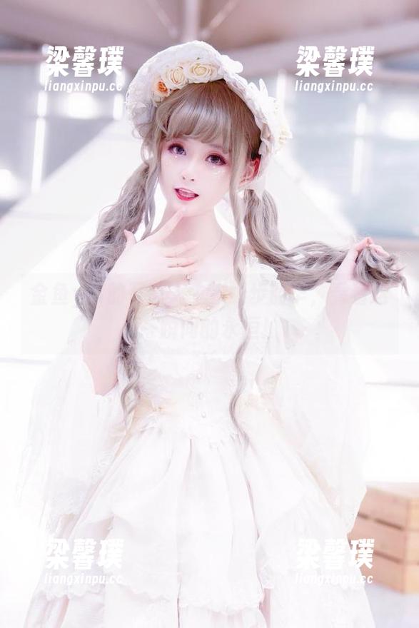 金鱼yui的写真人生，蝶步韶华，看看这一瞬间的永恒！