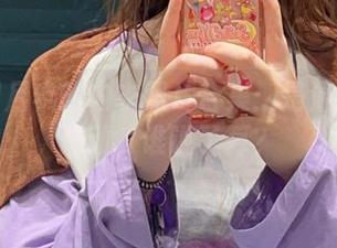 探秘闪月半的内衣照片合集：是温柔还是躁动，谁说了算？
