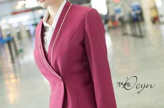 青豆客 – 灰丝里的艾小青，图片又美又神秘，让我欲罢不能