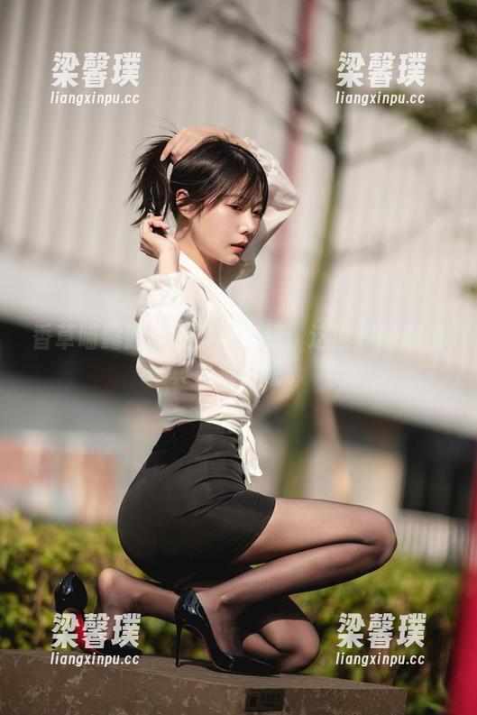 香草喵露露 香草喵露露的图集与套装:这世界的颜值真是没话说。