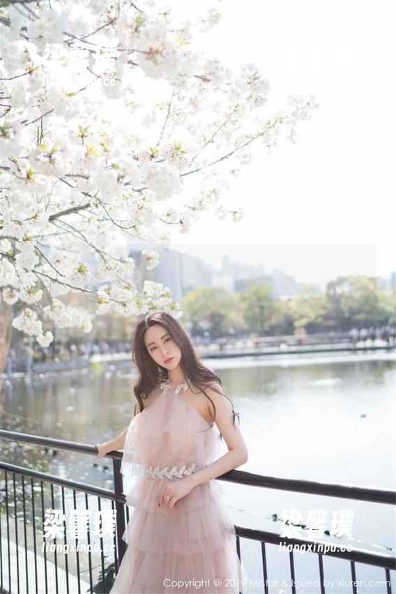 魅妍社 - Sukki女王的写真，神情专注却又透着一丝调皮，简直让人看得心花怒放！