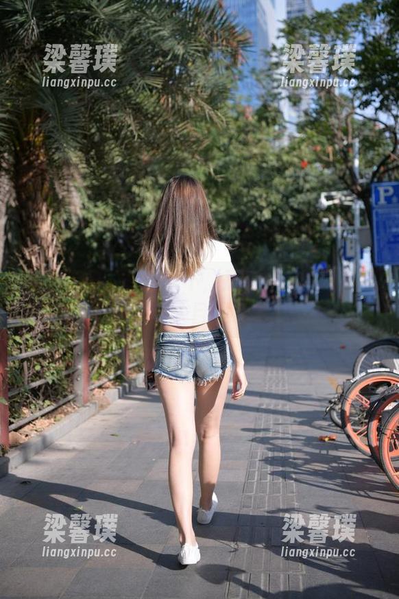 魔镜街拍 - 和服？不，是萌宝儿的绝美写真让人目不暇接