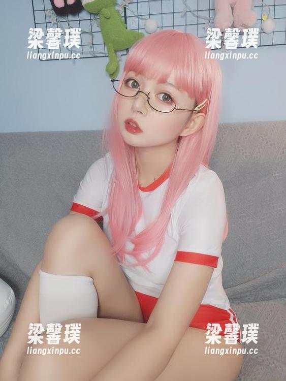 没想到最新黑猫猫ovo的娜露梅亚，图片中有种魔力，让我忍不住想多瞅几眼！